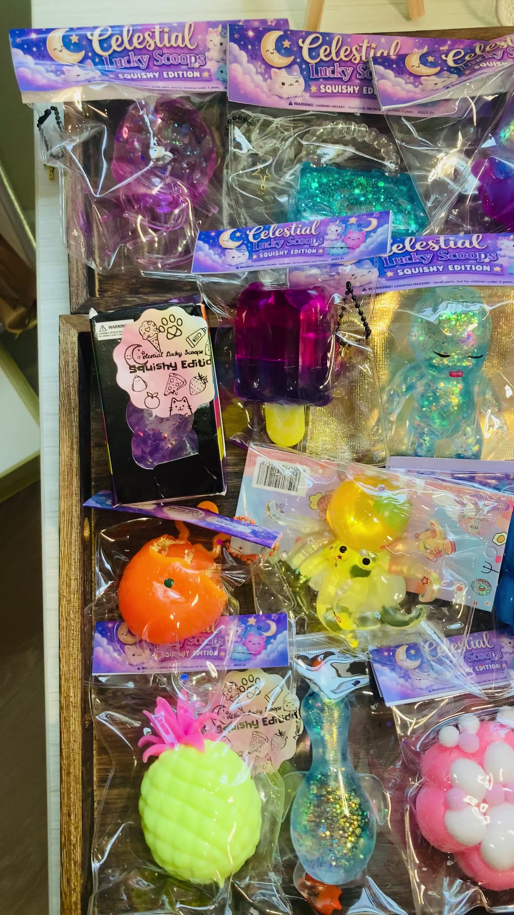 Big Squishy Scoop (15+ Squishies)